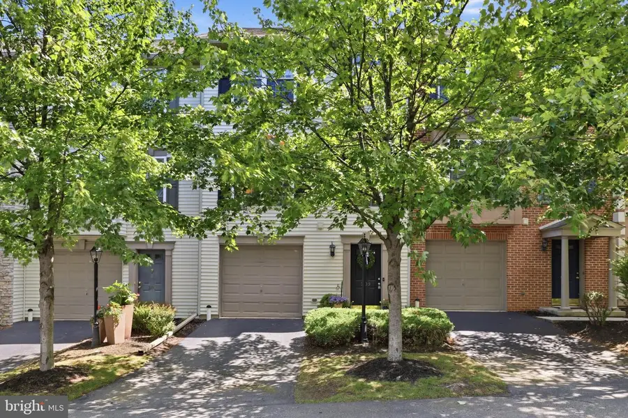 209 September Way, York, PA 17403 - #3