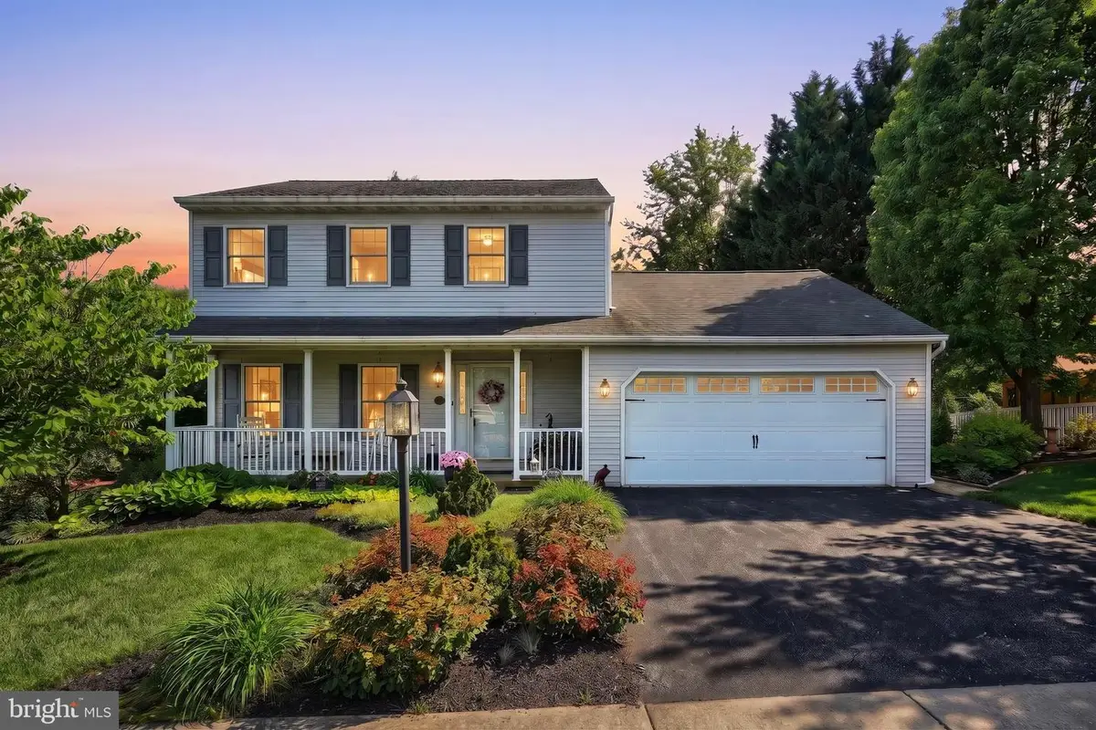 705 Washington Ave, Hanover, PA 17331 - #1