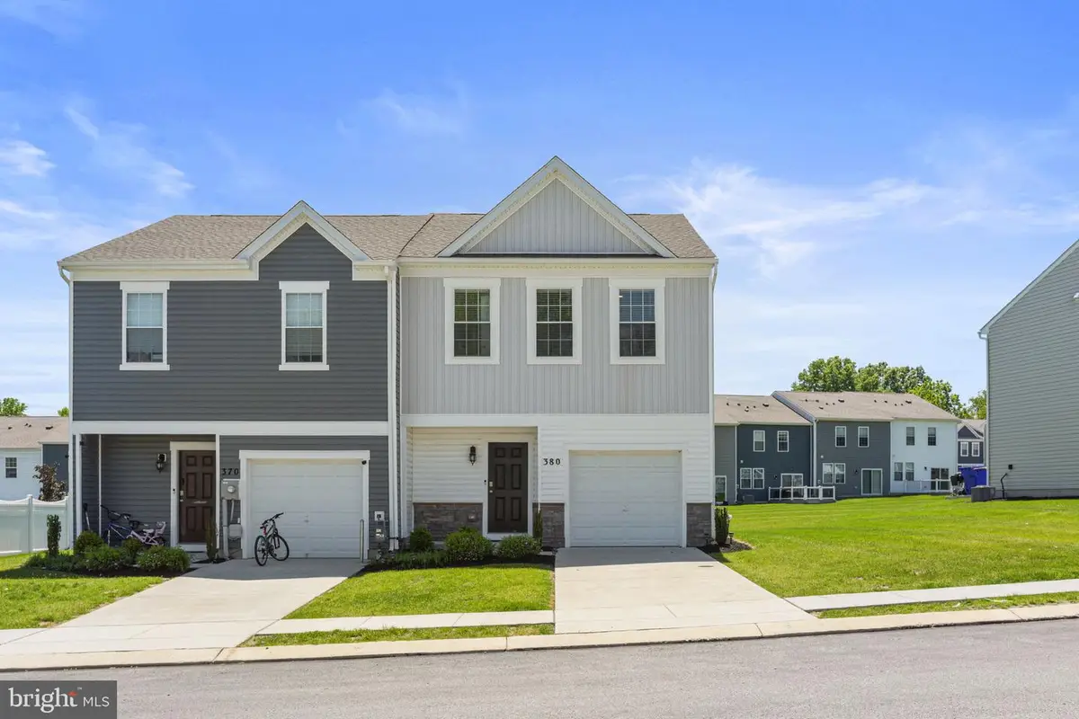 380 Locust Run Dr, York, PA 17404 - #1