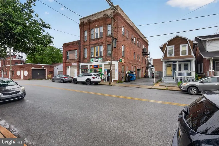 22 N State St, York, PA 17403 - #3