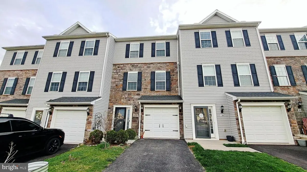 26 Holstein Dr, Hanover, PA 17331 - #1
