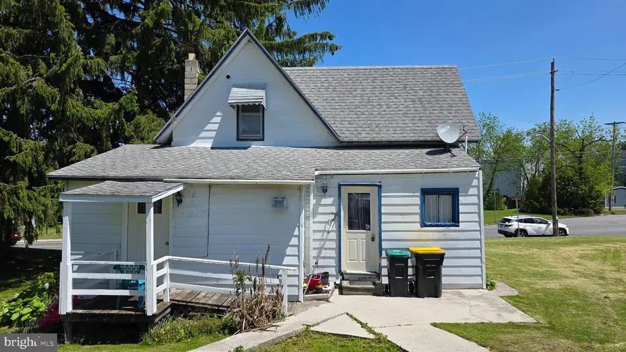 917 Baltimore St, Hanover, PA 17331 - #2