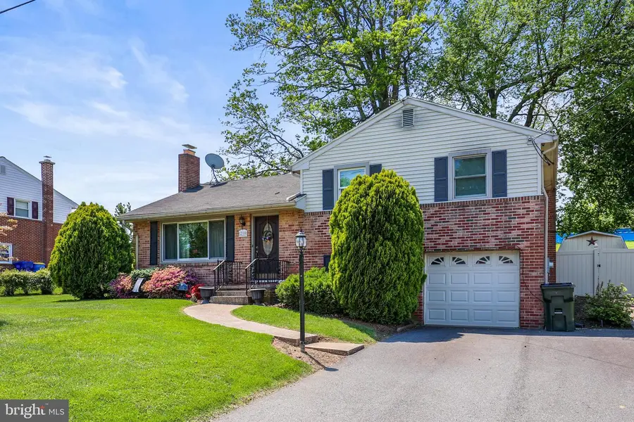 210 Melvale Rd, Dallastown, PA 17313 - #3