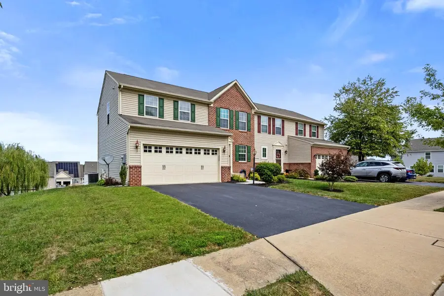 856 Countryside Rd, Seven Valleys, PA 17360 - #3