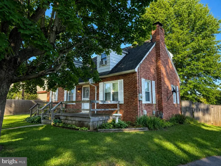 56 Mayfield St, Dover, PA 17315 - #2
