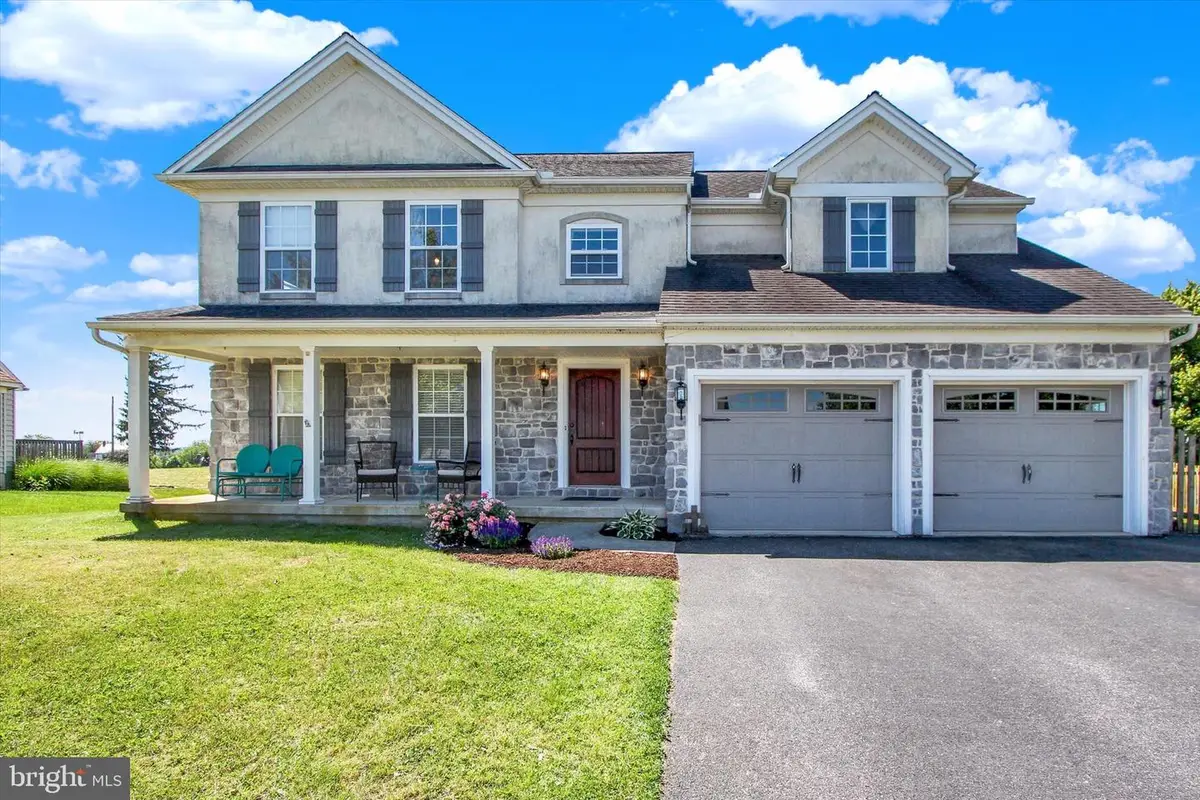 2525 Admire Springs Dr, Dover, PA 17315 - #1