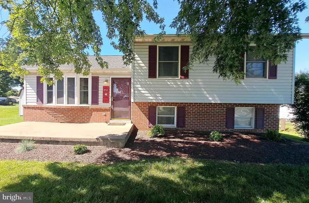 451 Clover Ln, Hanover, PA 17331 - #1