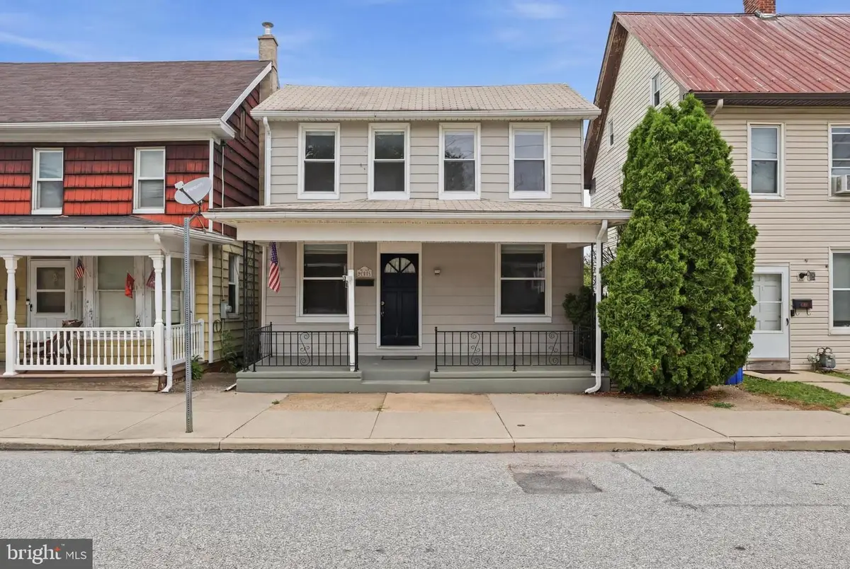 105 E Maple St, Dallastown, PA 17313 - #1