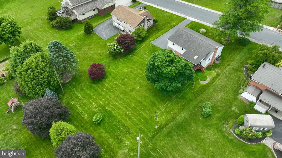 213 S Franklin St, Red Lion, PA 17356 - #3