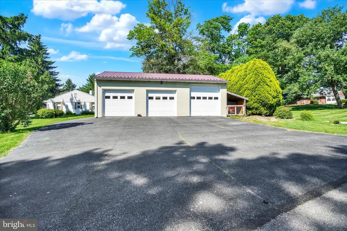 2320 Emig Mill Rd, Dover, PA 17315 - #1