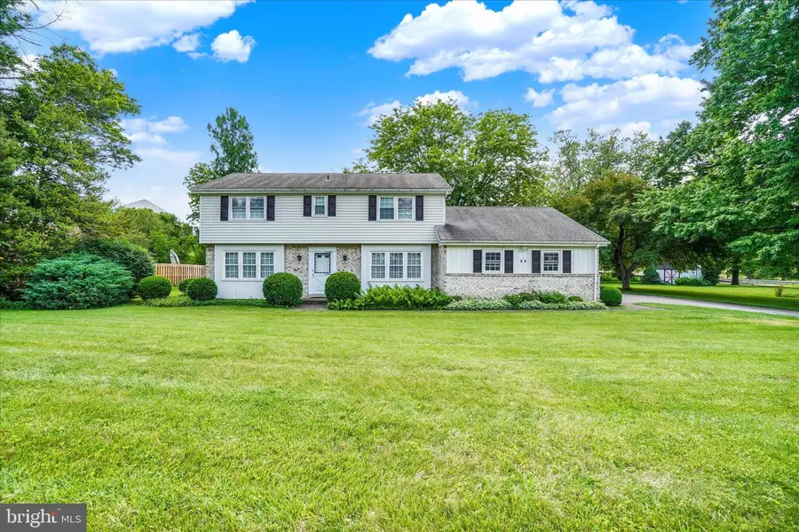 20 Fox Run Dr, York, PA 17403 - #2