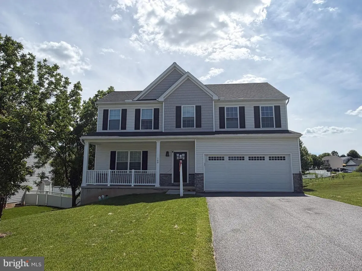 160 Payne Dr, Mount Wolf, PA 17347 - #1