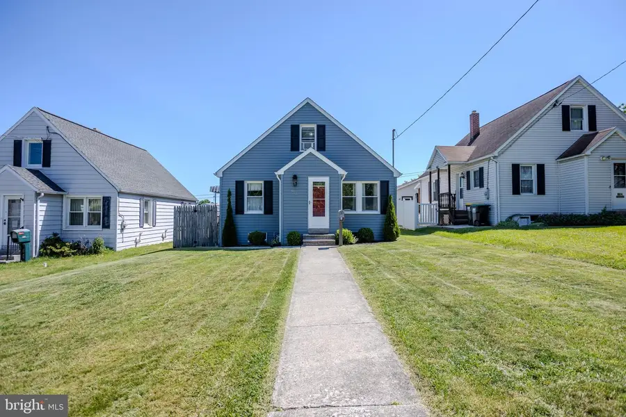 822 Mcallister St, Hanover, PA 17331 - #2