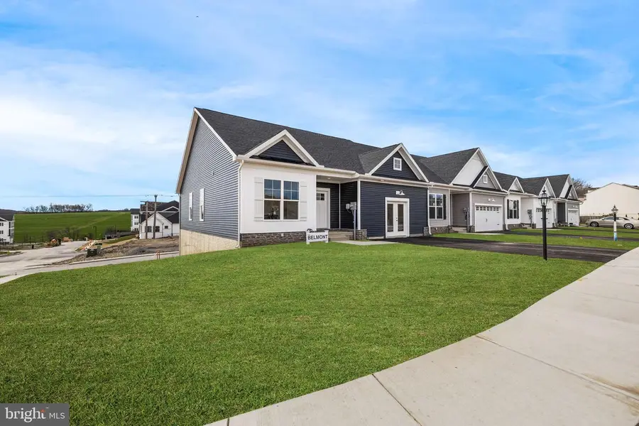 212 Ridge View Ln, Hanover, PA 17331 - #2