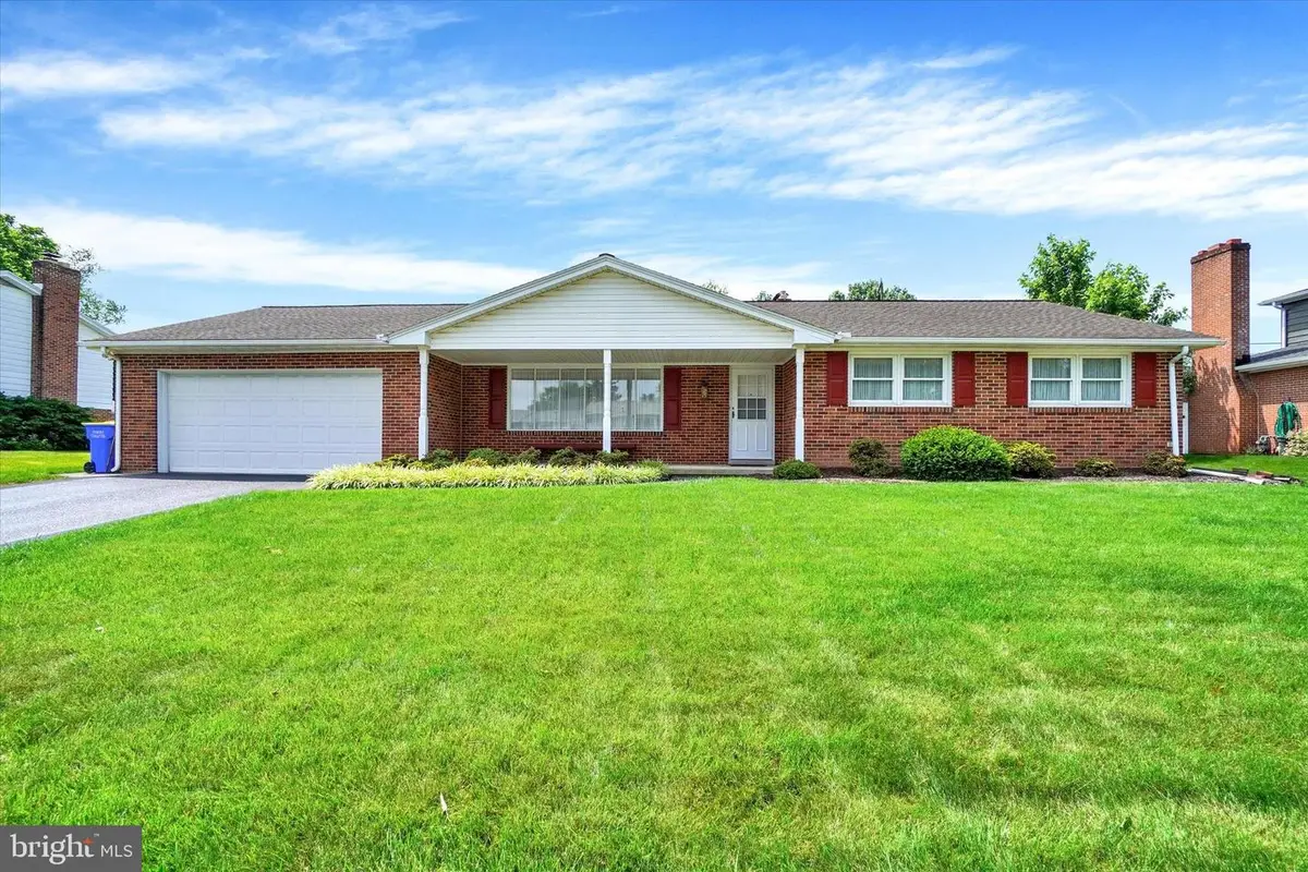 2770 Carnegie Rd, York, PA 17402 - #1