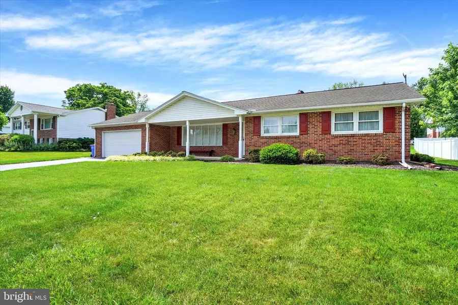 2770 Carnegie Rd, York, PA 17402 - #2