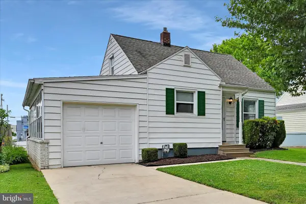2434 Northland Ave, YORK, PA 17406