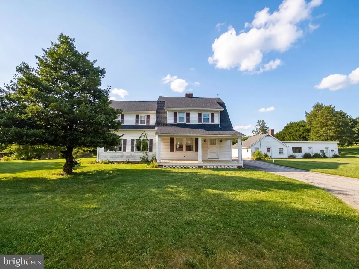1214 Roths Church Rd, Spring Grove, PA 17362 - #1