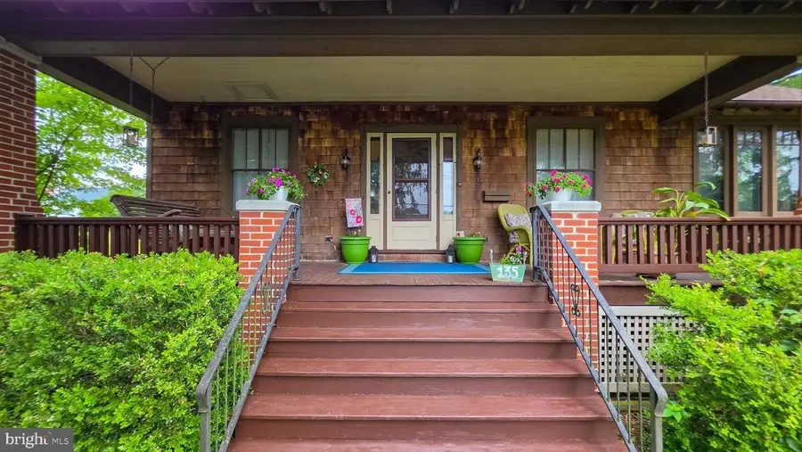 135 Park Ave, Glen Rock, PA 17327 - #3