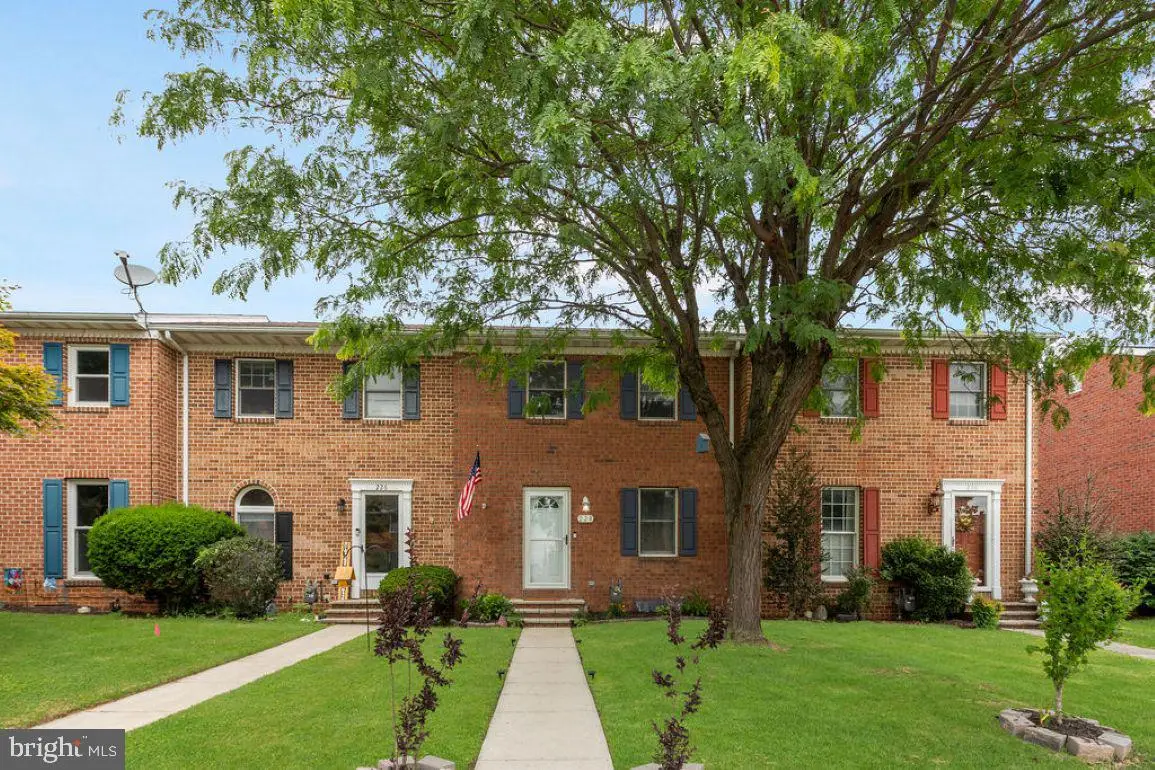 228 Georgetown Cir, Hanover, PA 17331 - #1