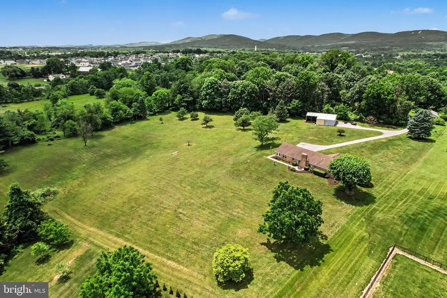 285 Ore Bank Rd, Dillsburg, PA 17019 - #3