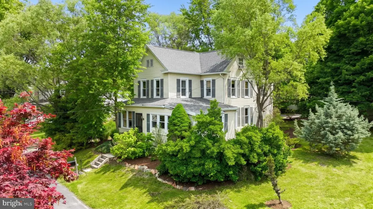 240 Circle Dr, Red Lion, PA 17356 - #1