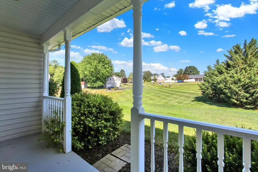 1267 Village Dr, Spring Grove, PA 17362 - #3