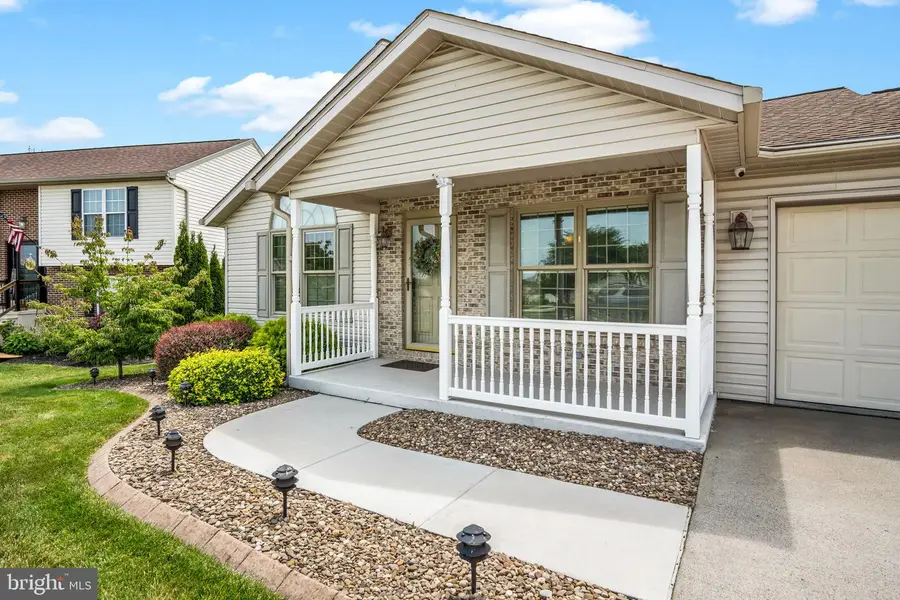 420 Clover St, Etters, PA 17319 - #3