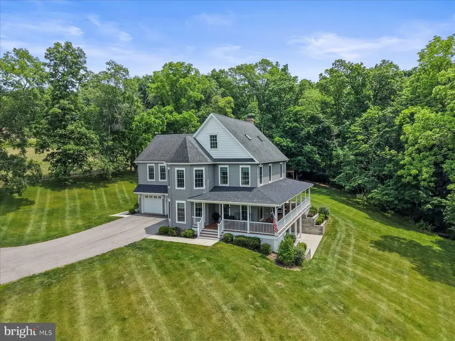 144 Church St, Seven Valleys, PA 17360 - #2