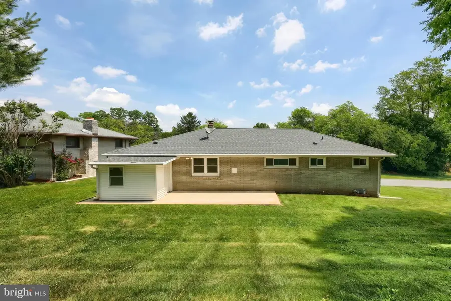 620 Memory Ln, Red Lion, PA 17356 - #2