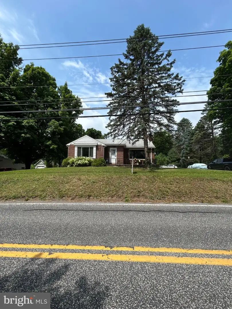 477 Pleasant View Rd, New Cumberland, PA 17070 - #2