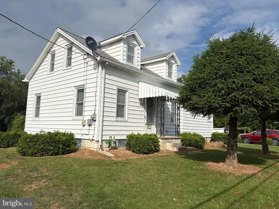660 Black Rock Rd, Hanover, PA 17331 - #2