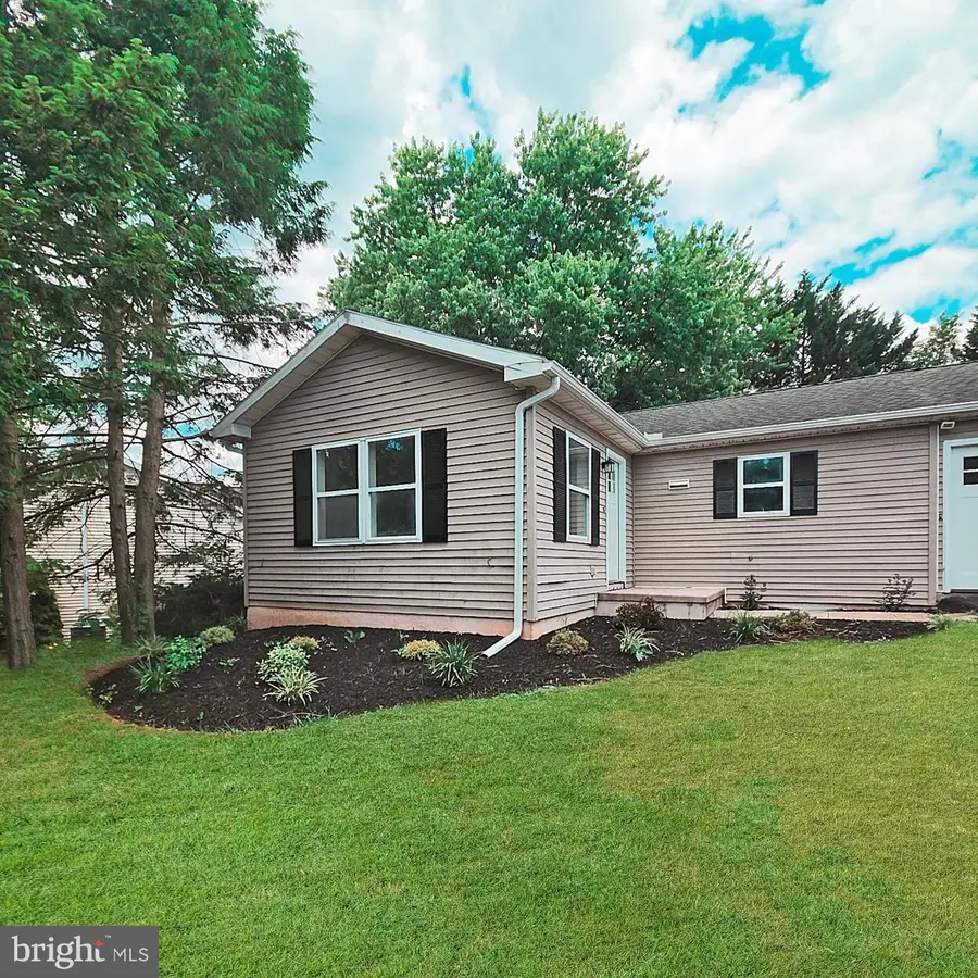 55 Shawnee Trl, York Haven, PA 17370 - #2