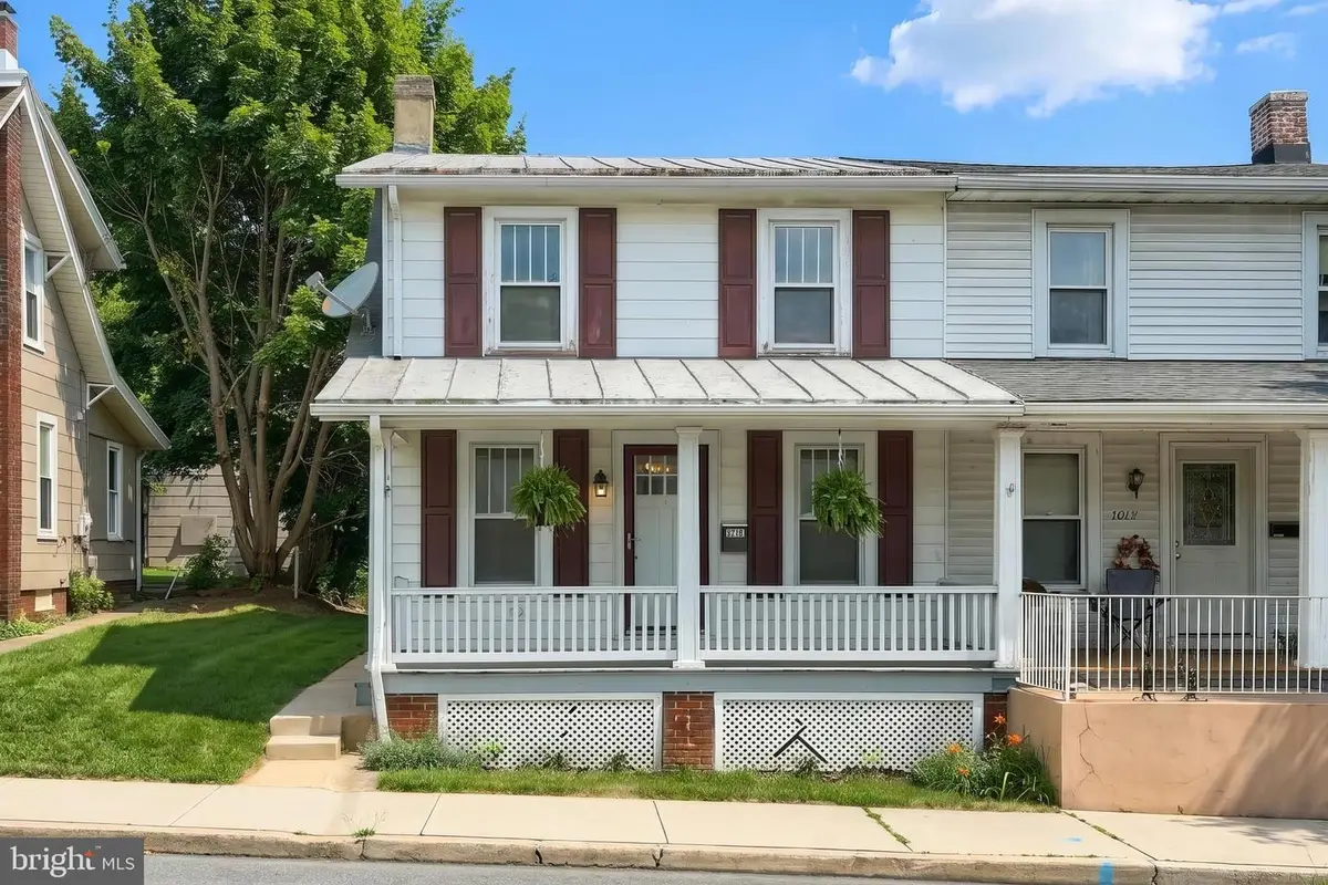1019 W College Ave, York, PA 17404 - #1