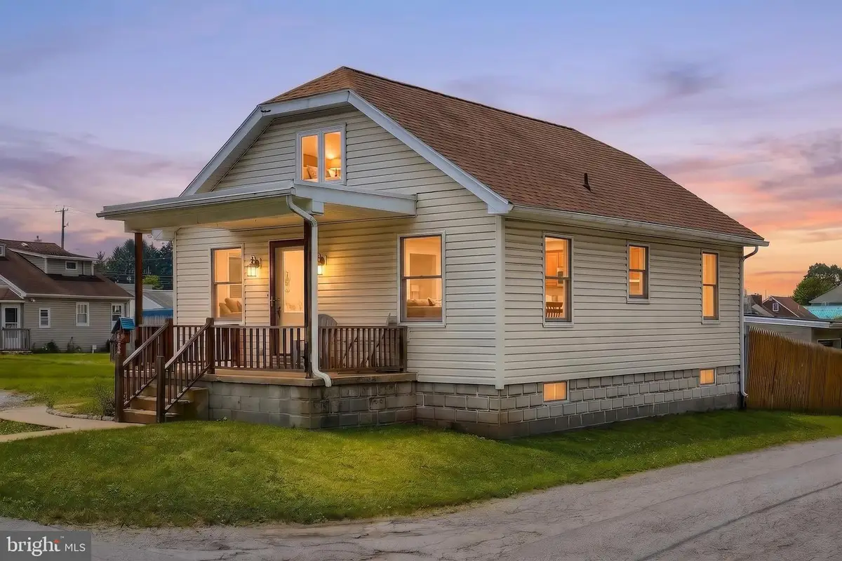 2151 Maple Rd, York, PA 17408 - #1