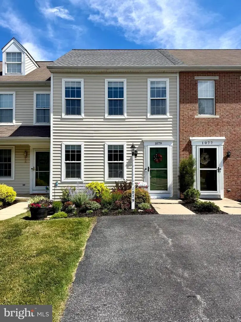 1079 Hearthridge Ln, York, PA 17404 - #1