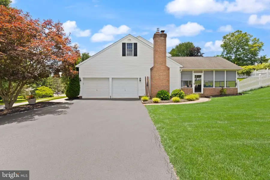 208 Summers Ln, New Freedom, PA 17349 - #2
