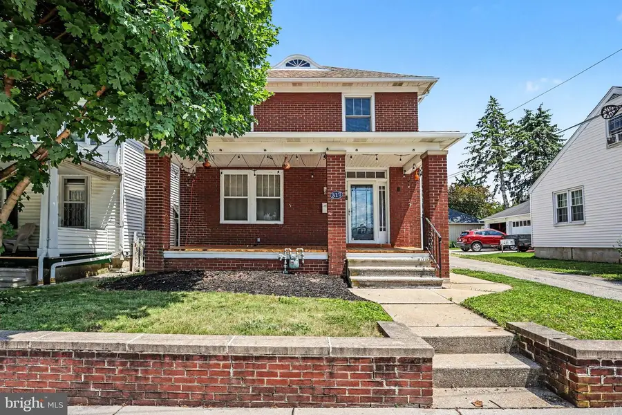 317 E Hanover St, Hanover, PA 17331 - #2