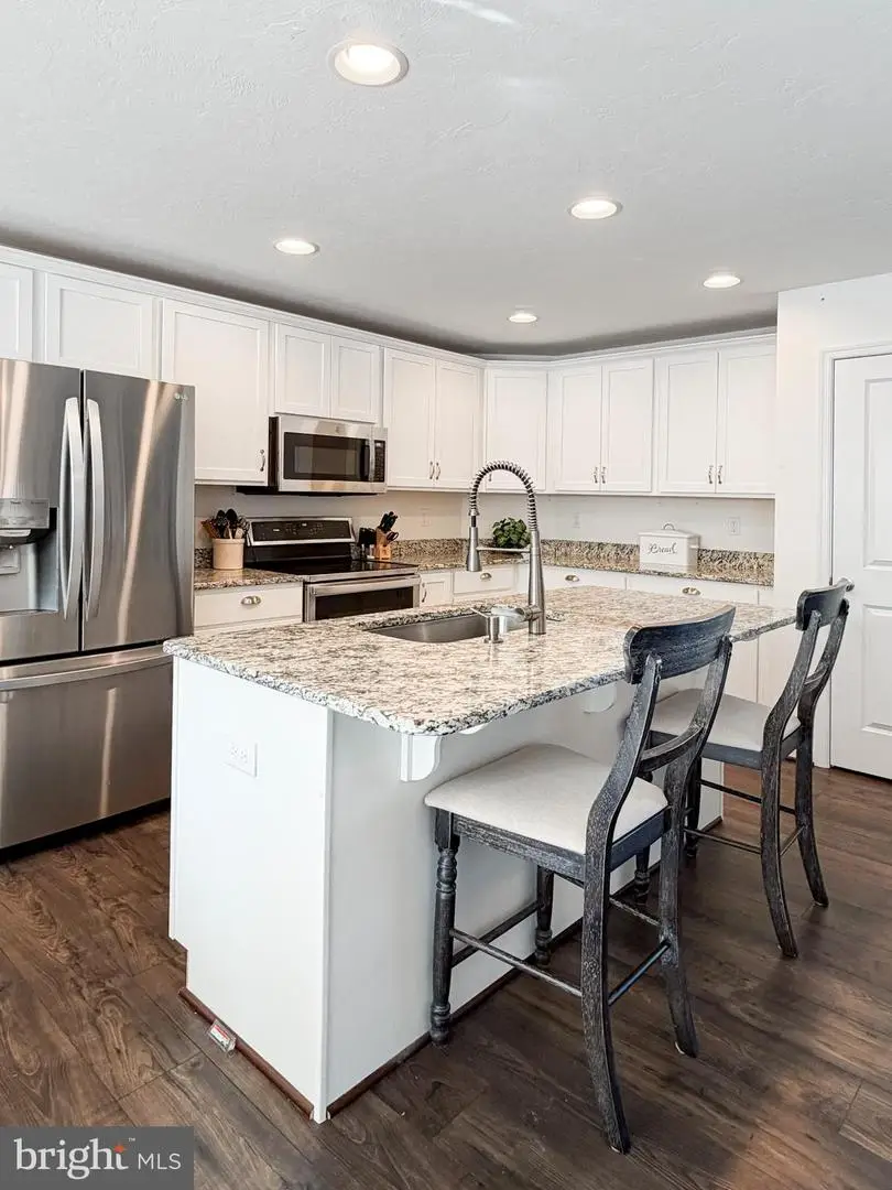43 Huntmaster Dr, Hanover, PA 17331 - #2