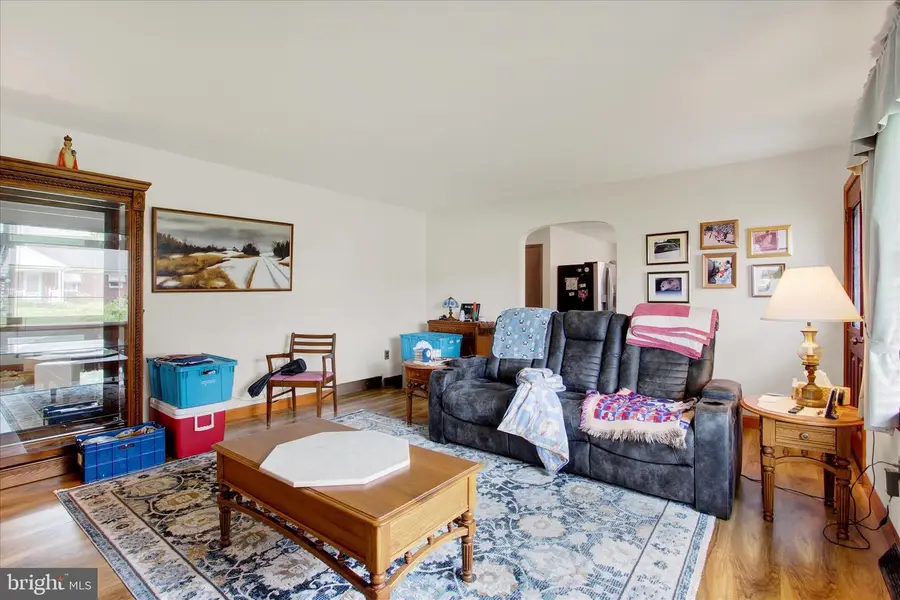 1803 Dubs Church Rd, Hanover, PA 17331 - #3
