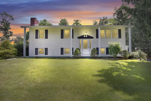 667 Diane Dr, ETTERS, PA 17319