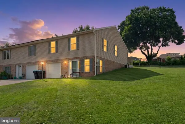 101 Shawnee Dr, STEWARTSTOWN, PA 17363