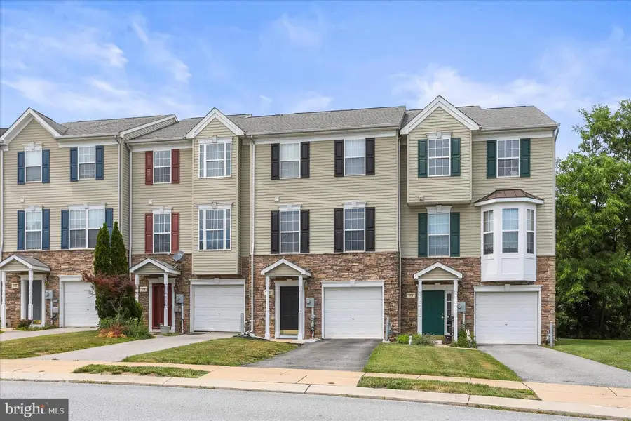112 Bruaw Dr, York, PA 17406 - #2