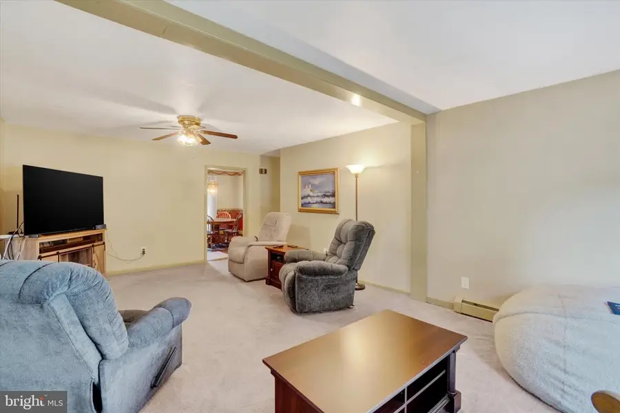 1708 Manor Rd, Windsor, PA 17366 - #3
