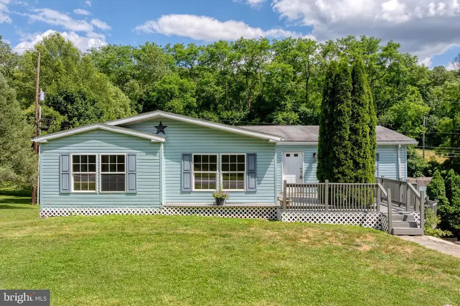 69 Gilbert Rd, Red Lion, PA 17356 - #3