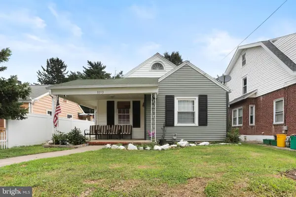 1053 E King St, YORK, PA 17403