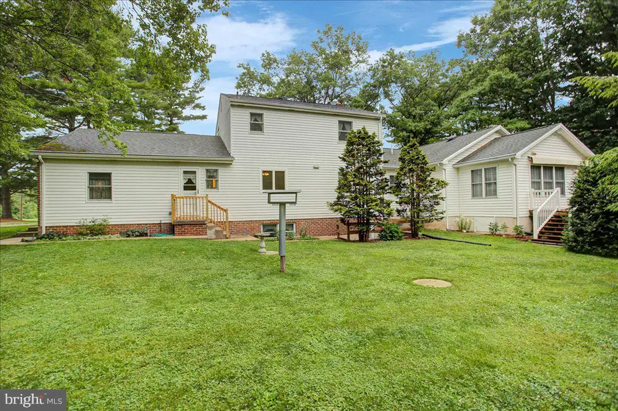 109 Capitol Hill Rd, Dillsburg, PA 17019 - #3