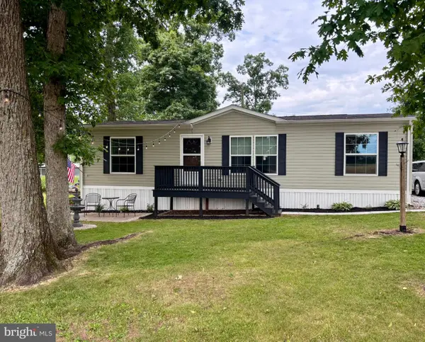 87 Mobile Dr, THOMASVILLE, PA 17364