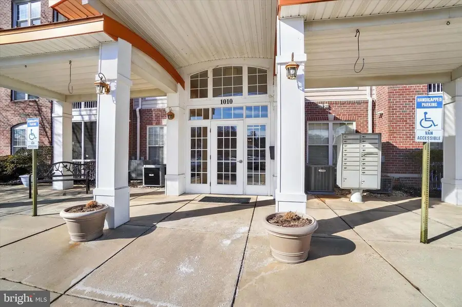 1010 Crest Way #304, York, PA 17403 - #2
