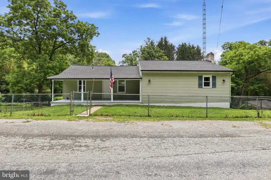 3362 Myers School Rd, Red Lion, PA 17356 - #2